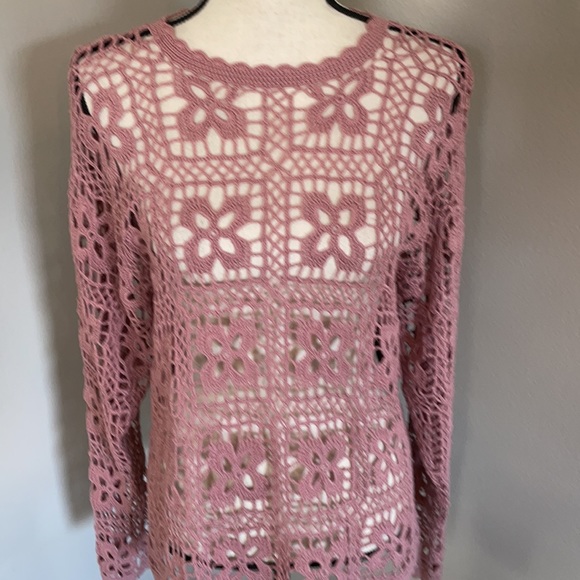 Miss Schon handmade crotchet sweater beach cover - Picture 2 of 7